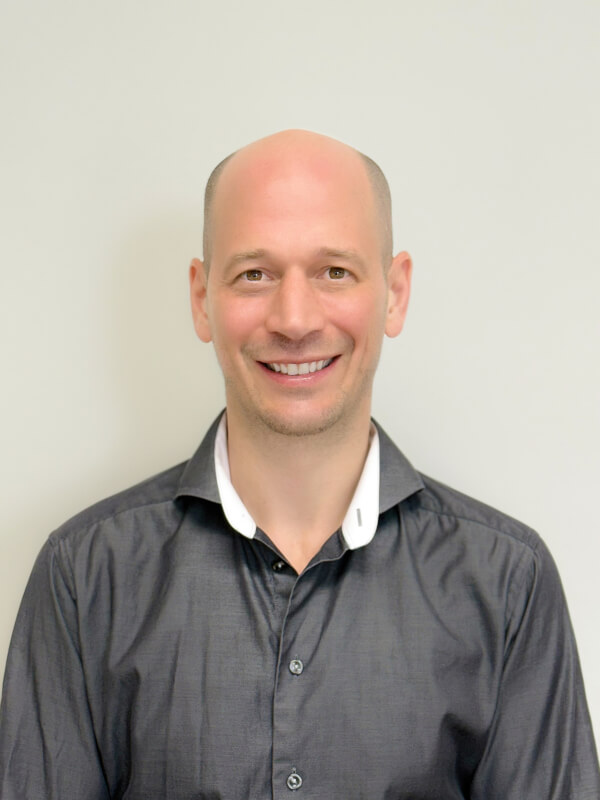 Dr. Sperber Dr. Sperber